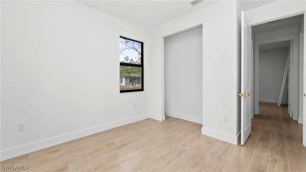 2737 48th Avenue NE Naples FL 34120