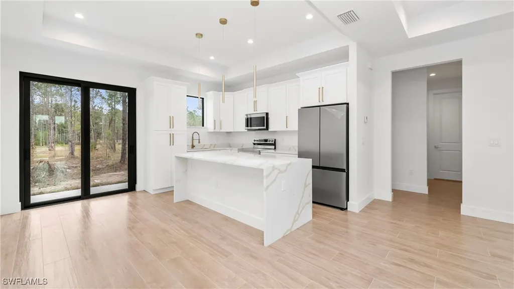 2737 48th Avenue NE Naples FL 34120