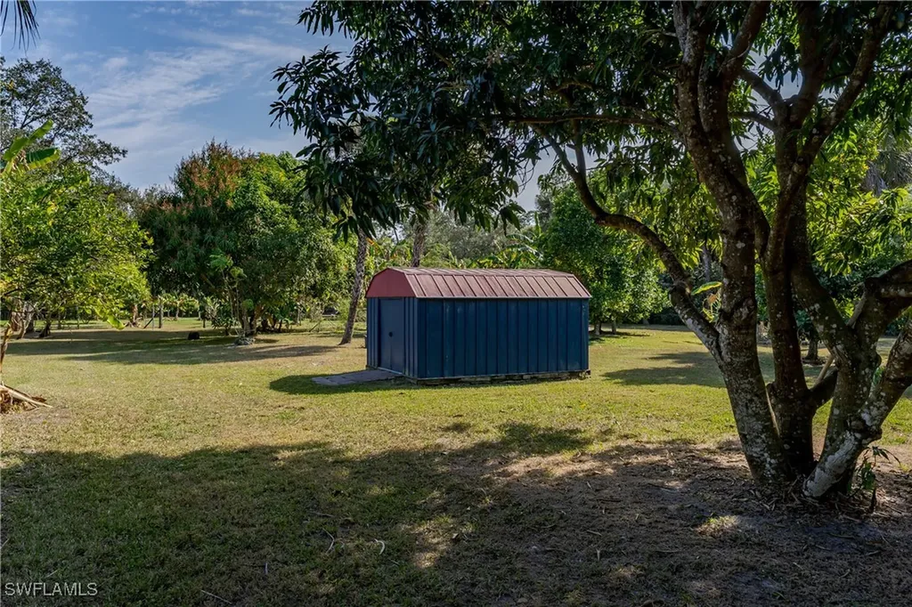 510 13th Street NW Naples FL 34120