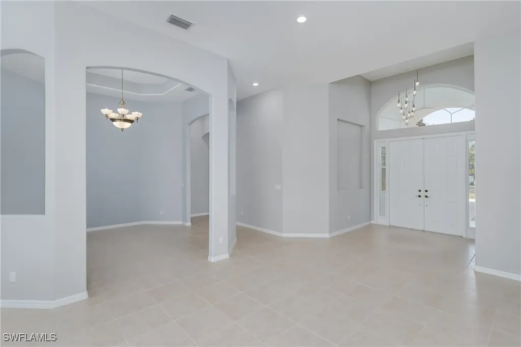 510 13th Street NW Naples FL 34120