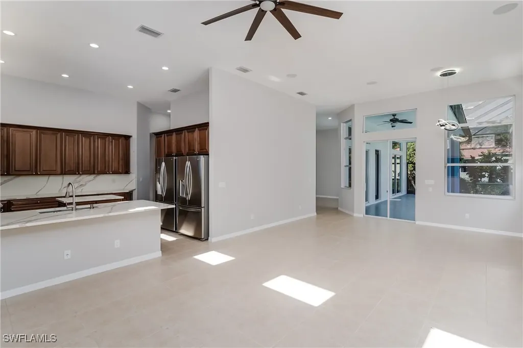 510 13th Street NW Naples FL 34120