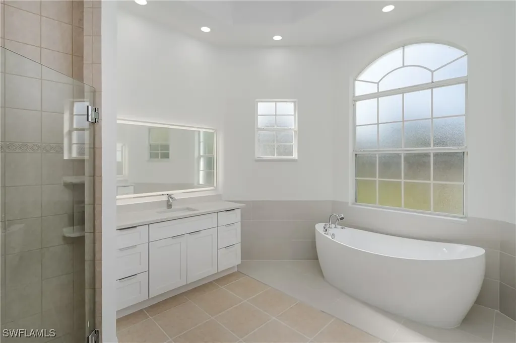 510 13th Street NW Naples FL 34120