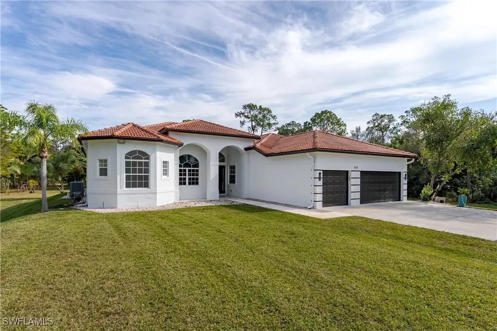 510 13th Street NW Naples FL 34120