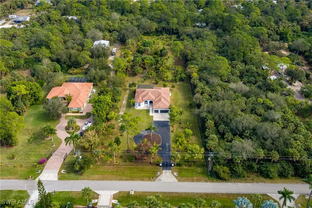 510 13th Street NW Naples FL 34120