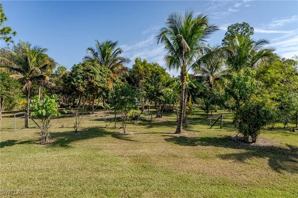 510 13th Street NW Naples FL 34120