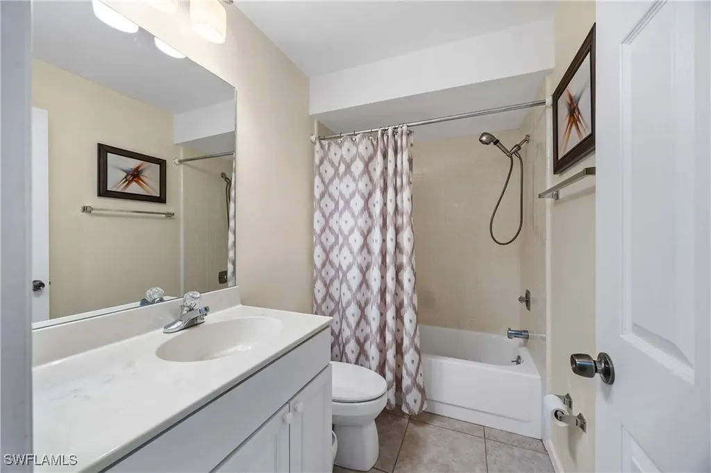 3195 Boca Ciega Drive Naples FL 34112