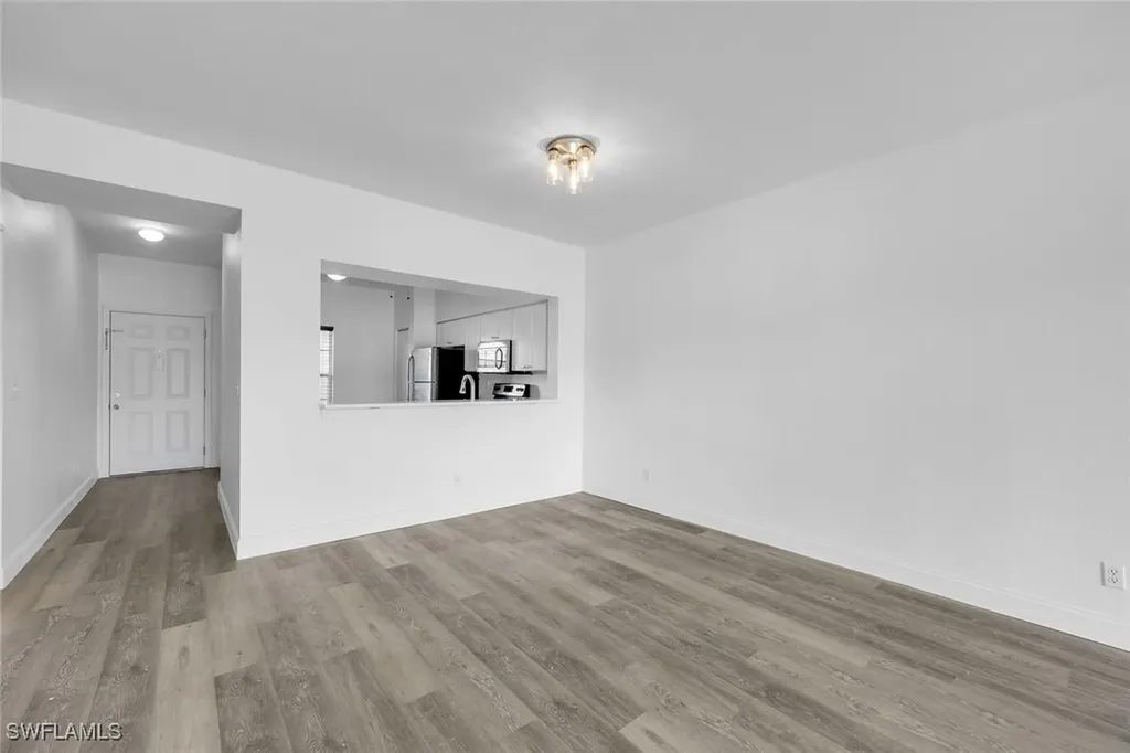 3250 Cypress Glen Way Naples FL 34109