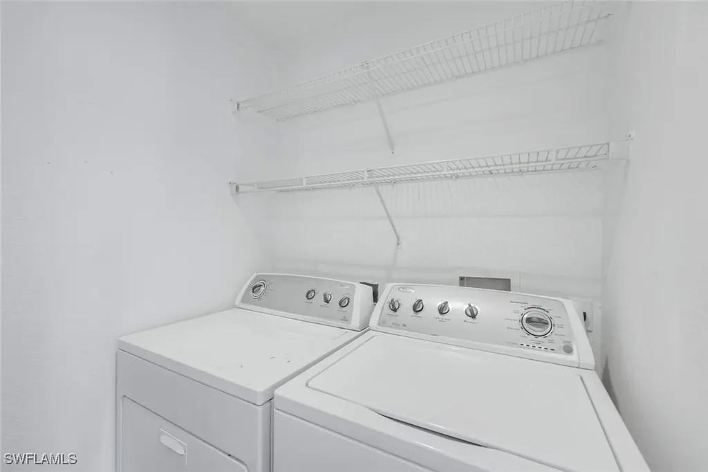 3250 Cypress Glen Way Naples FL 34109