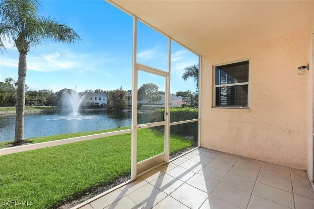 3250 Cypress Glen Way Naples FL 34109