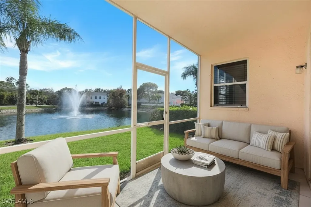3250 Cypress Glen Way Naples FL 34109