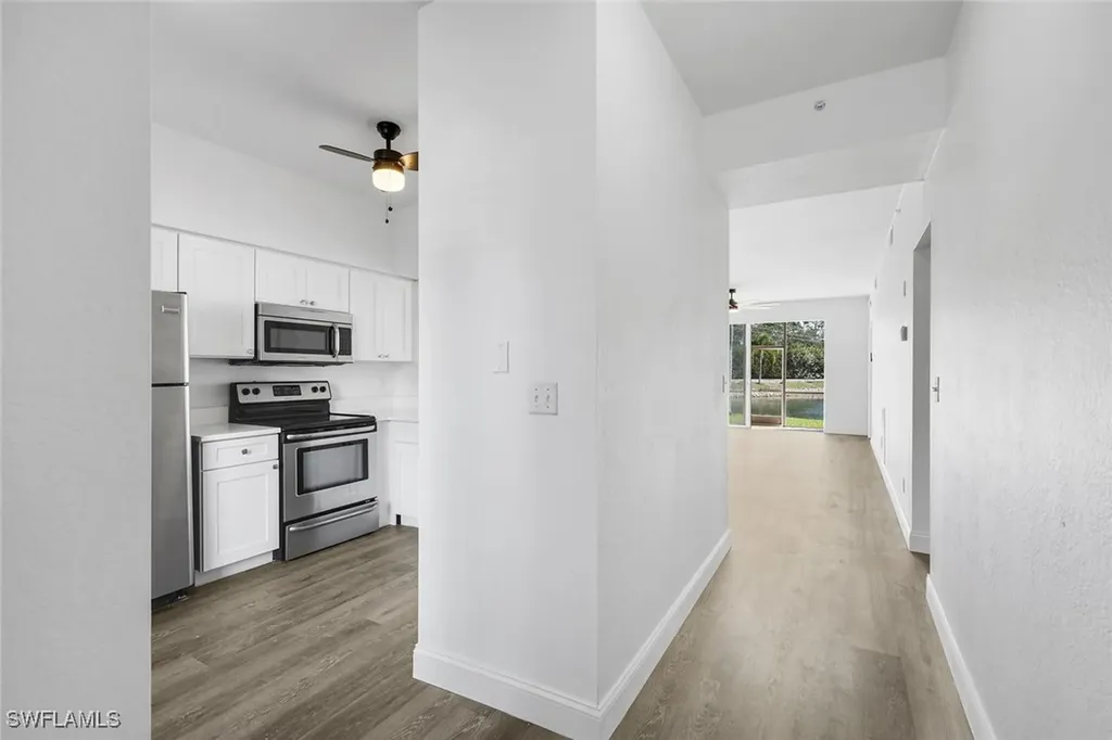 3250 Cypress Glen Way Naples FL 34109