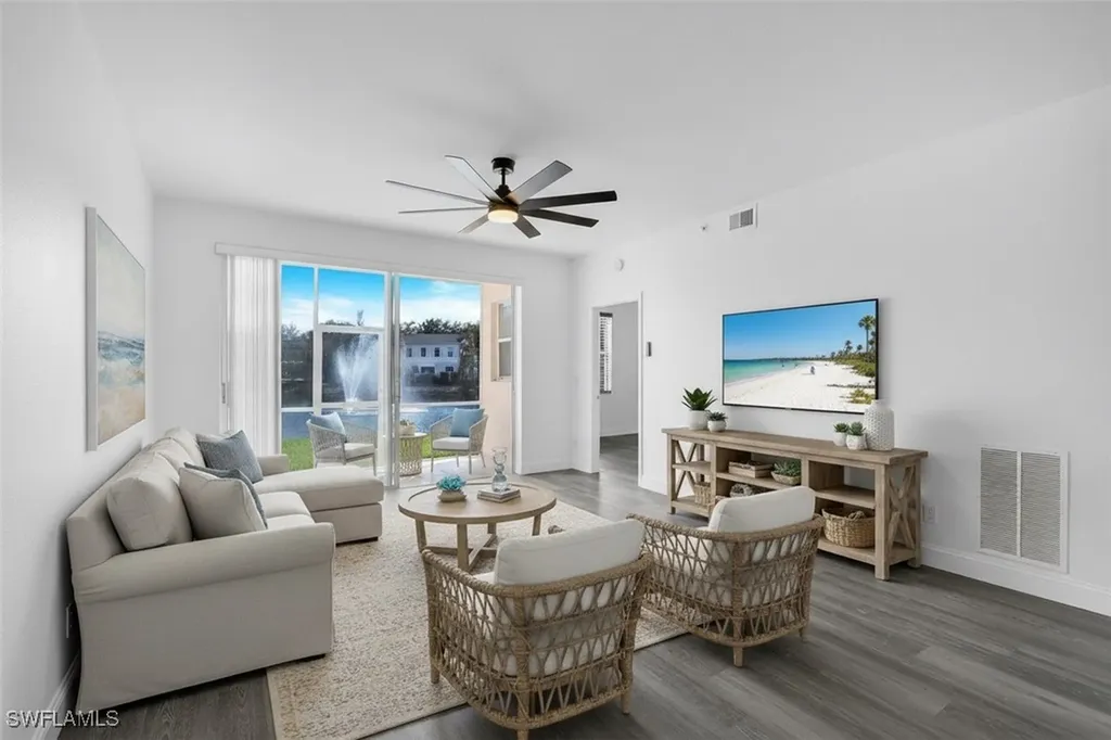 3250 Cypress Glen Way Naples FL 34109