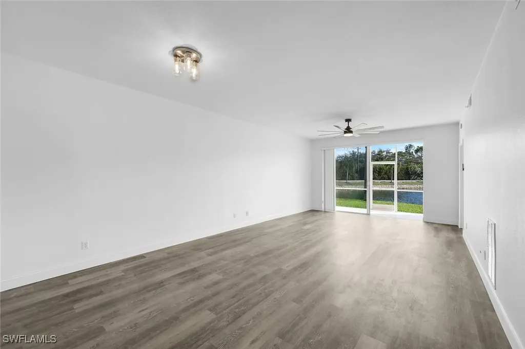 3250 Cypress Glen Way Naples FL 34109