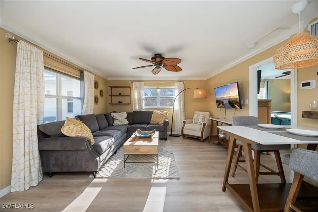 780 10th Avenue S Naples FL 34102