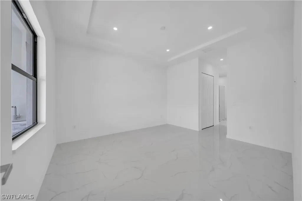 2318 NW 30th Terrace Cape Coral FL 33993