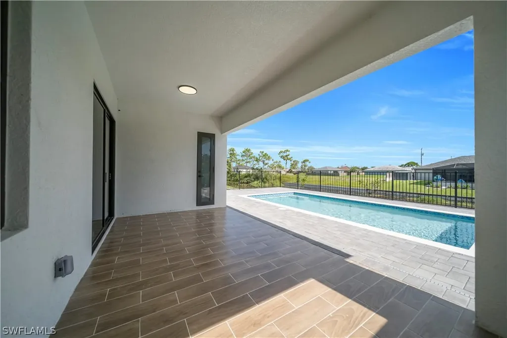 2318 NW 30th Terrace Cape Coral FL 33993