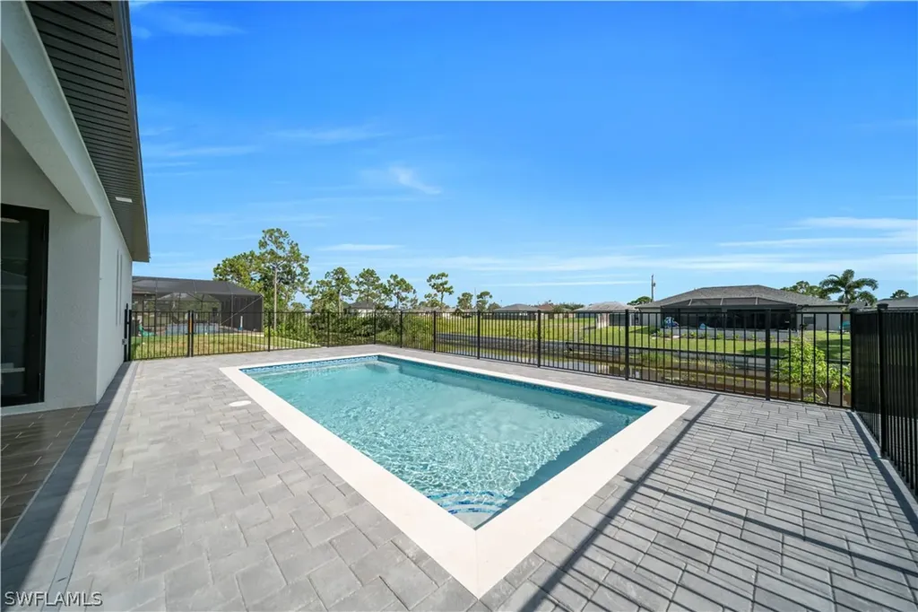 2318 NW 30th Terrace Cape Coral FL 33993