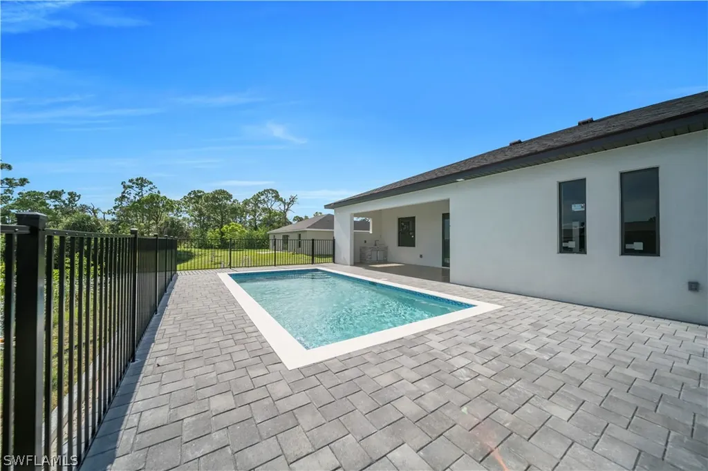 2318 NW 30th Terrace Cape Coral FL 33993