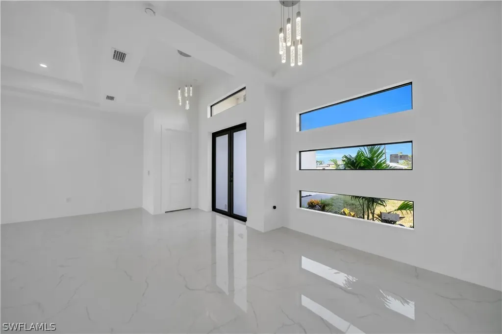 2318 NW 30th Terrace Cape Coral FL 33993