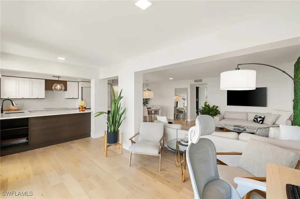 3500 Gulf Shore Boulevard N Naples FL 34103