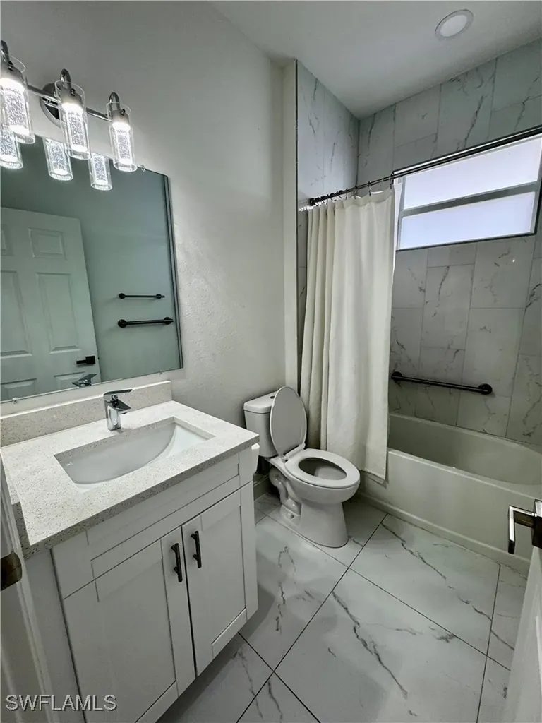 3743 Kenyon Street Fort Myers FL 33905