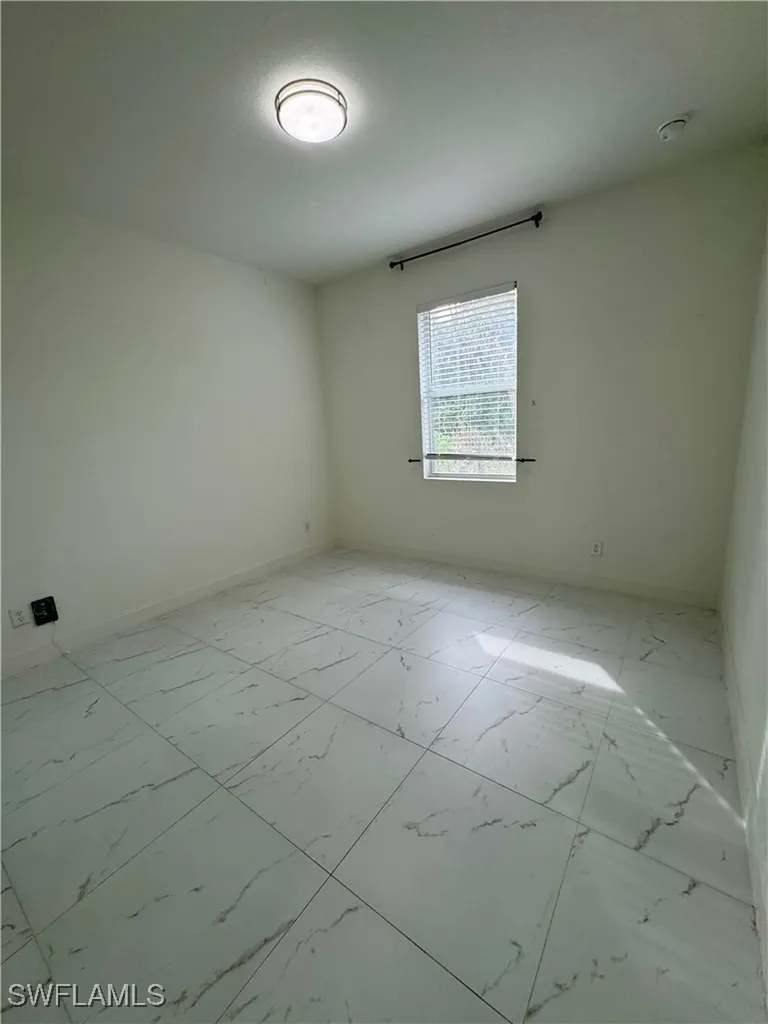 3743 Kenyon Street Fort Myers FL 33905
