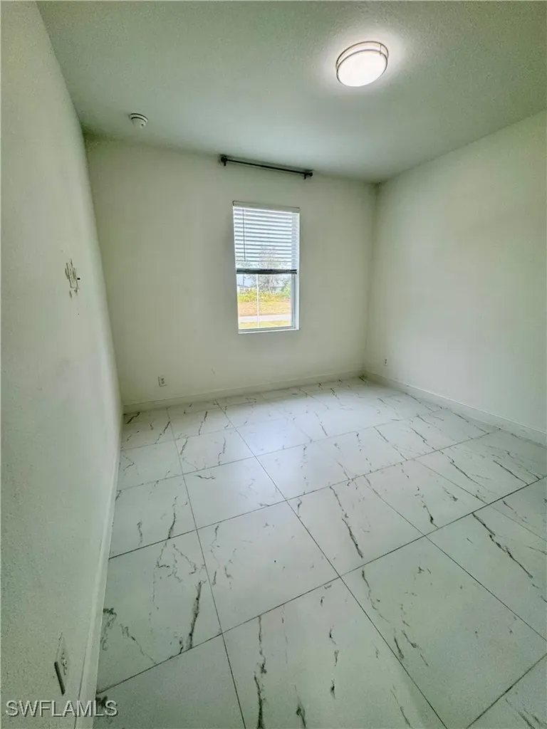 3743 Kenyon Street Fort Myers FL 33905