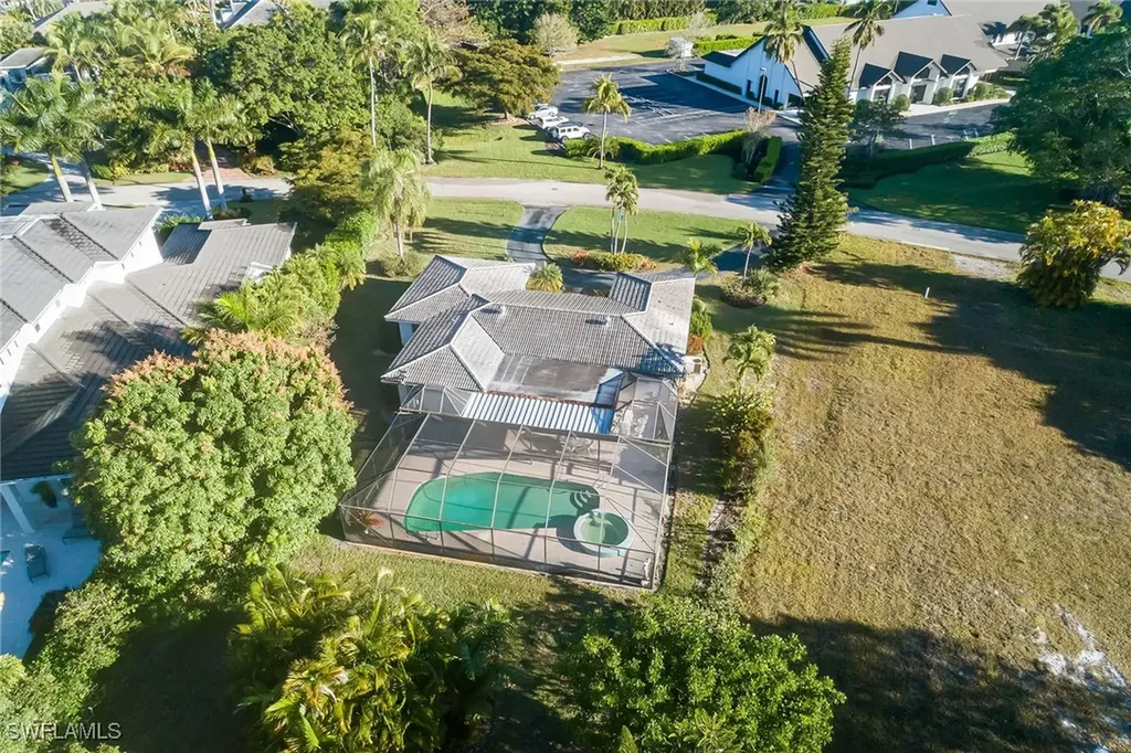 700 Bow Line Drive Naples FL 34103