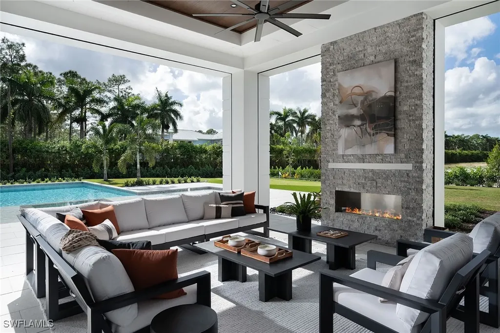 3054 Ravenna Avenue Naples FL 34120