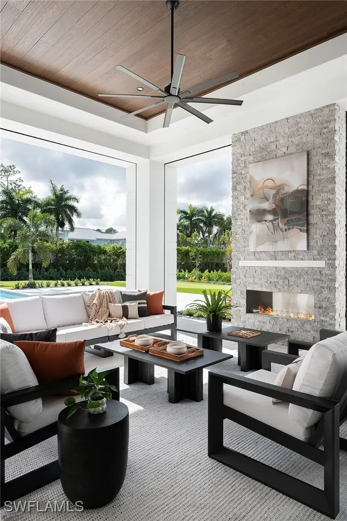 3054 Ravenna Avenue Naples FL 34120
