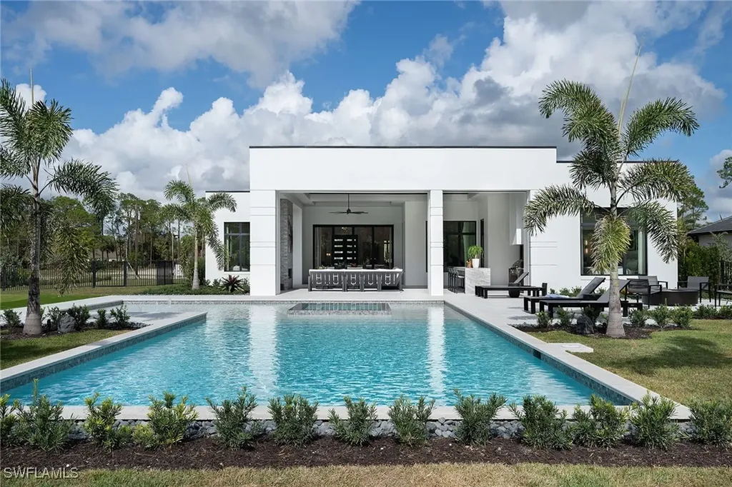 3054 Ravenna Avenue Naples FL 34120