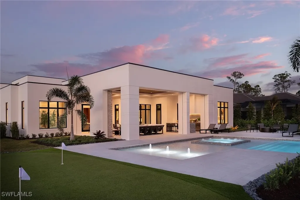 3054 Ravenna Avenue Naples FL 34120