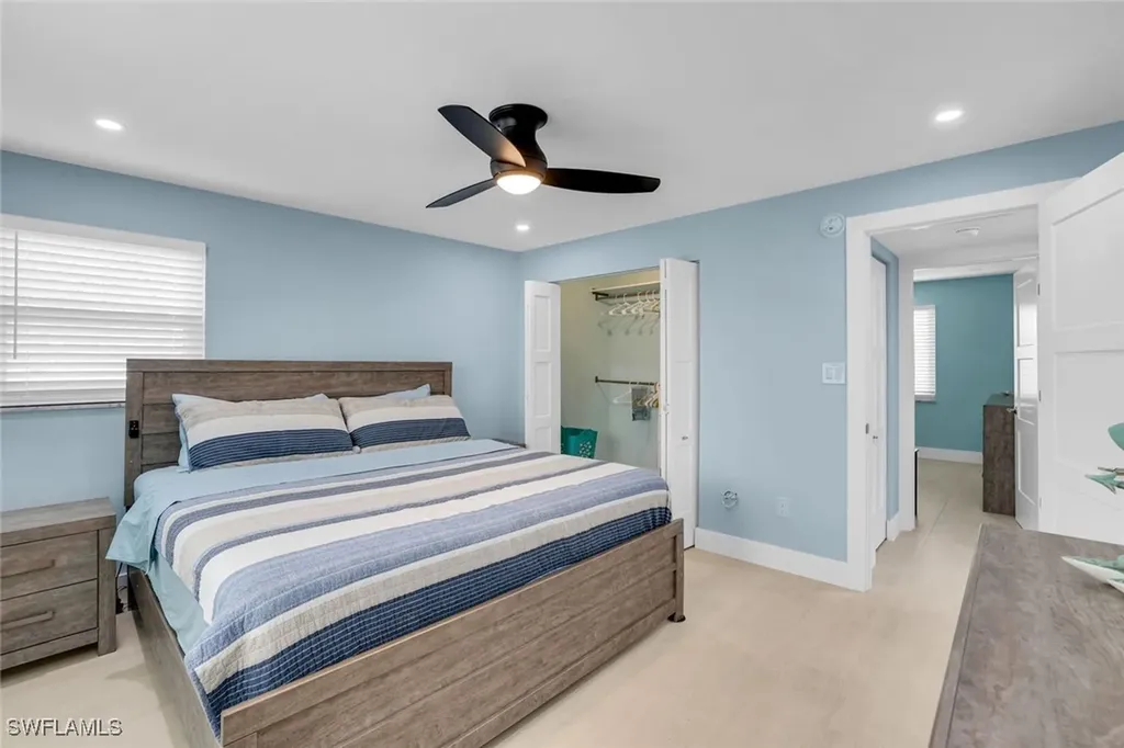 1155 Sandpiper Street Naples FL 34102