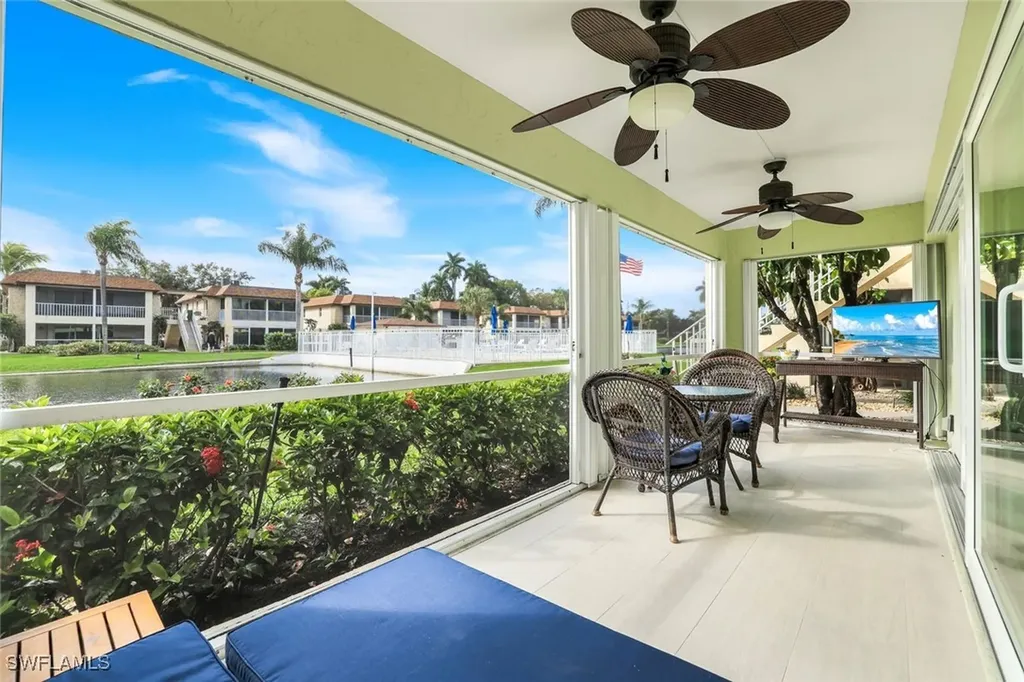 1155 Sandpiper Street Naples FL 34102