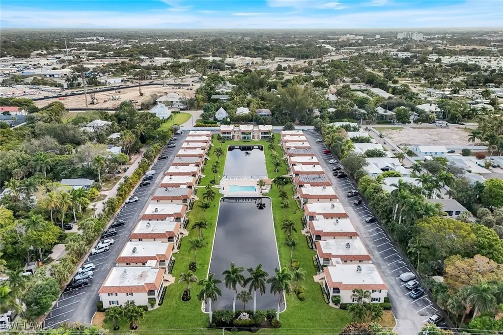 1155 Sandpiper Street Naples FL 34102