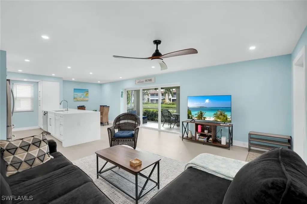 1155 Sandpiper Street Naples FL 34102