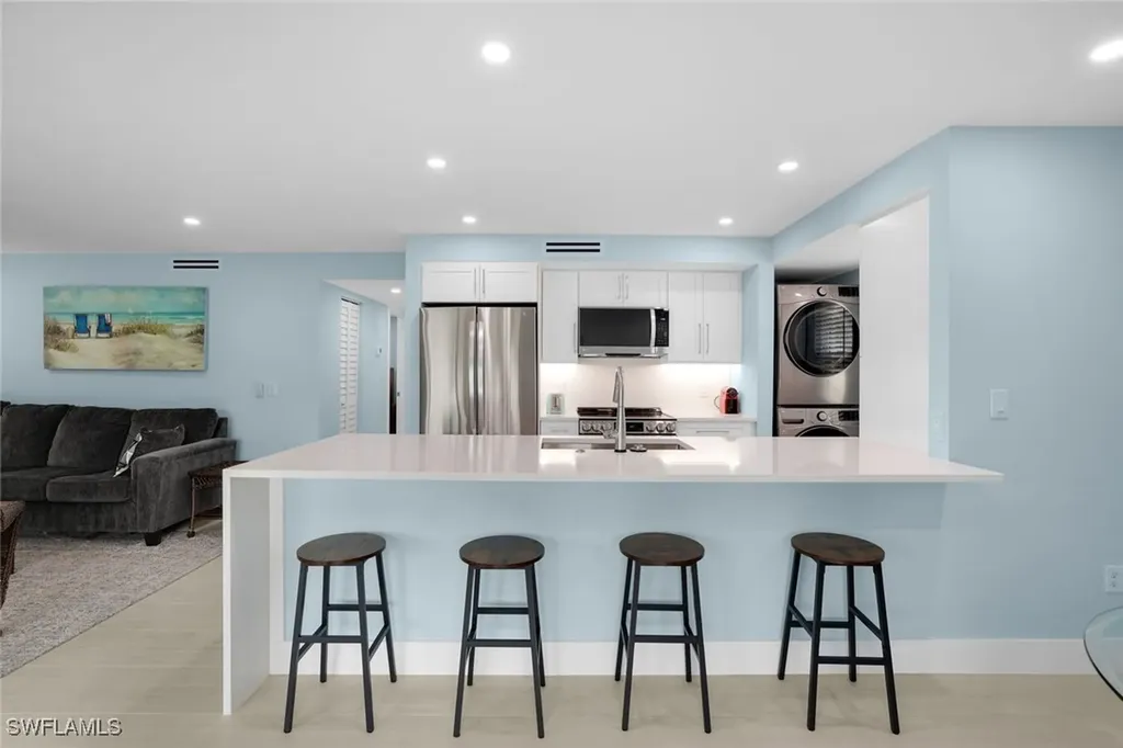 1155 Sandpiper Street Naples FL 34102