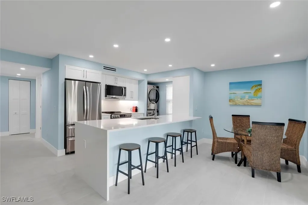 1155 Sandpiper Street Naples FL 34102