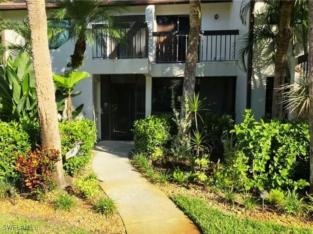 1826 Kings Lake Boulevard Naples FL 34112