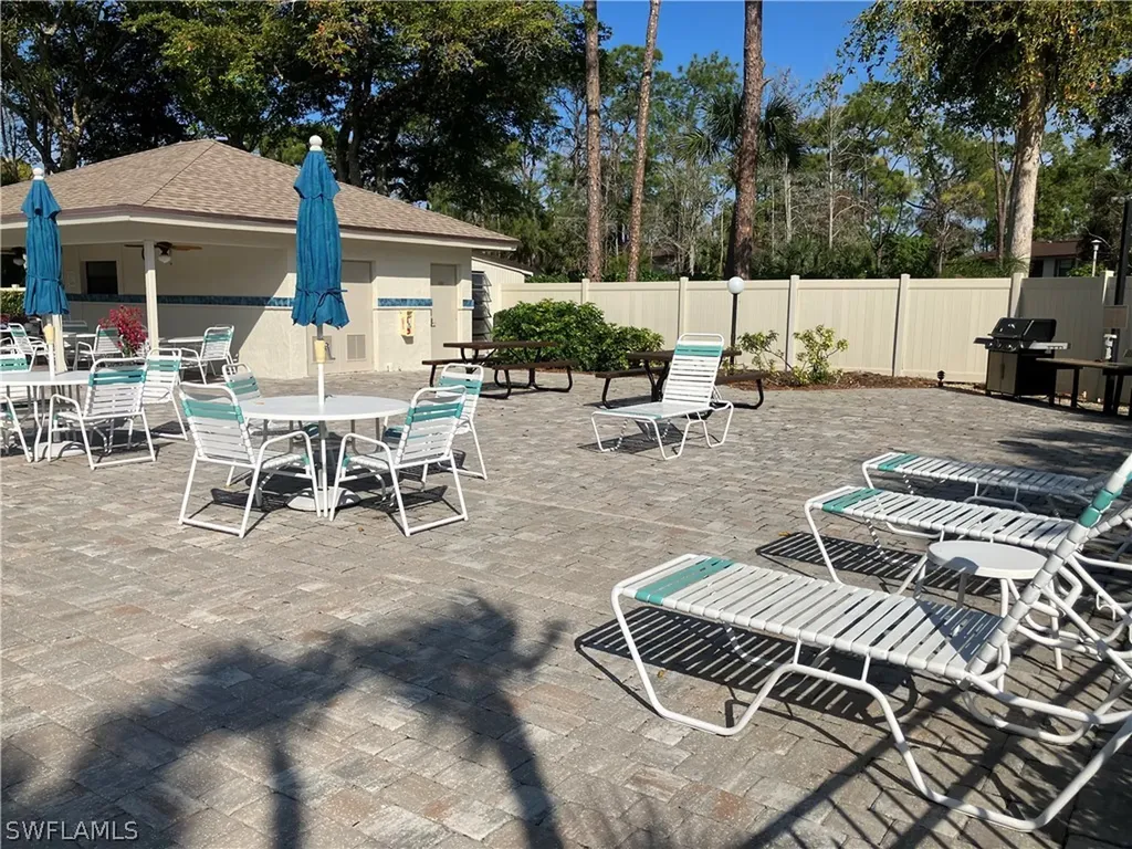 1826 Kings Lake Boulevard Naples FL 34112