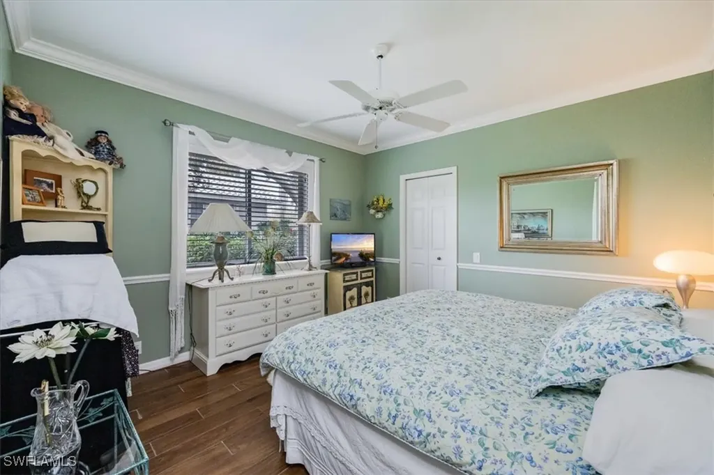 11745 Longshore Way E Naples FL 34119