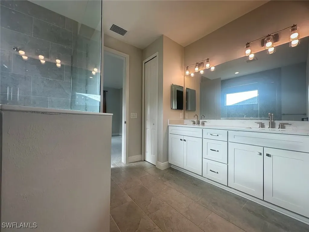 4605 Centaurus Circle Naples FL 34120