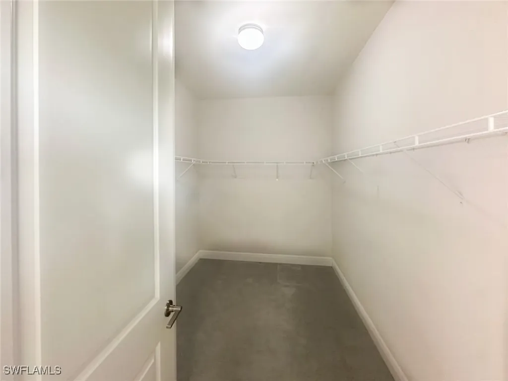 4605 Centaurus Circle Naples FL 34120