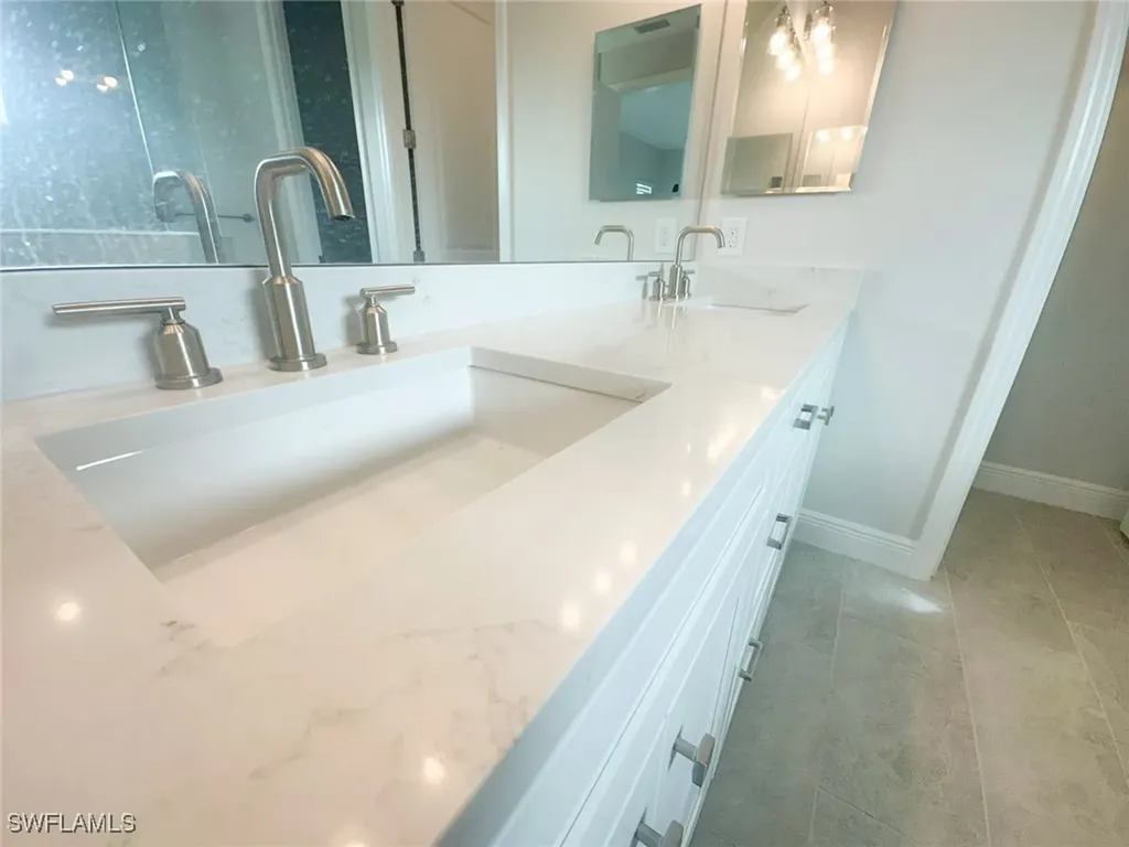 4605 Centaurus Circle Naples FL 34120