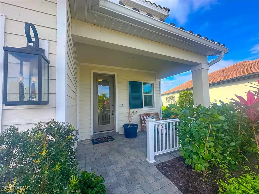 4605 Centaurus Circle Naples FL 34120