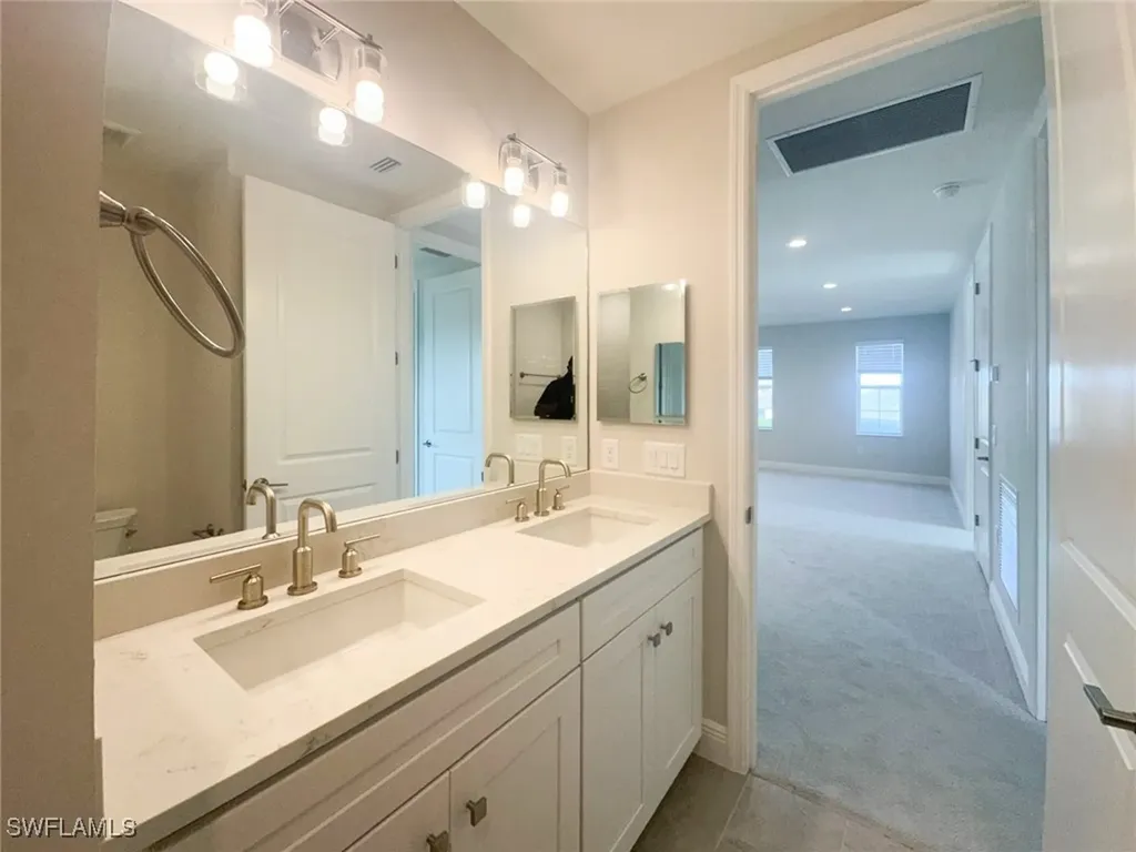 4605 Centaurus Circle Naples FL 34120