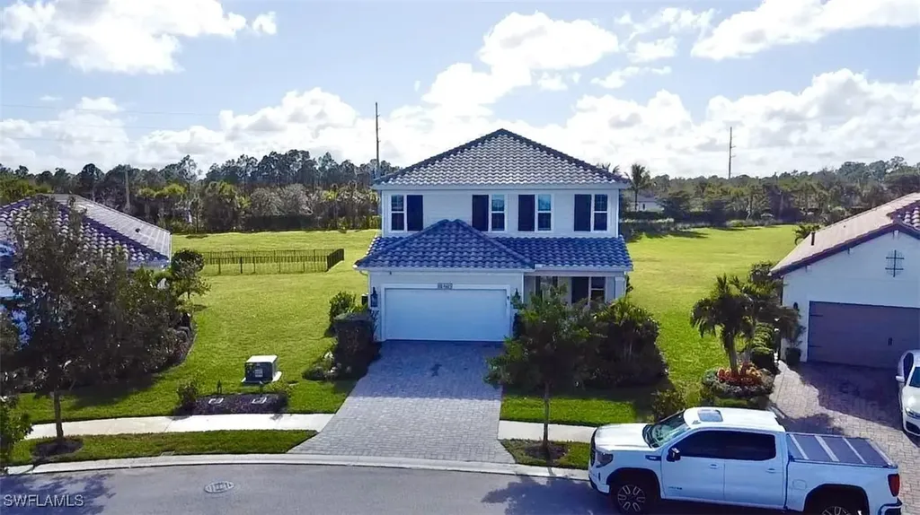 4605 Centaurus Circle Naples FL 34120