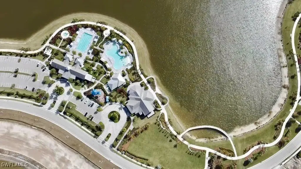 4605 Centaurus Circle Naples FL 34120