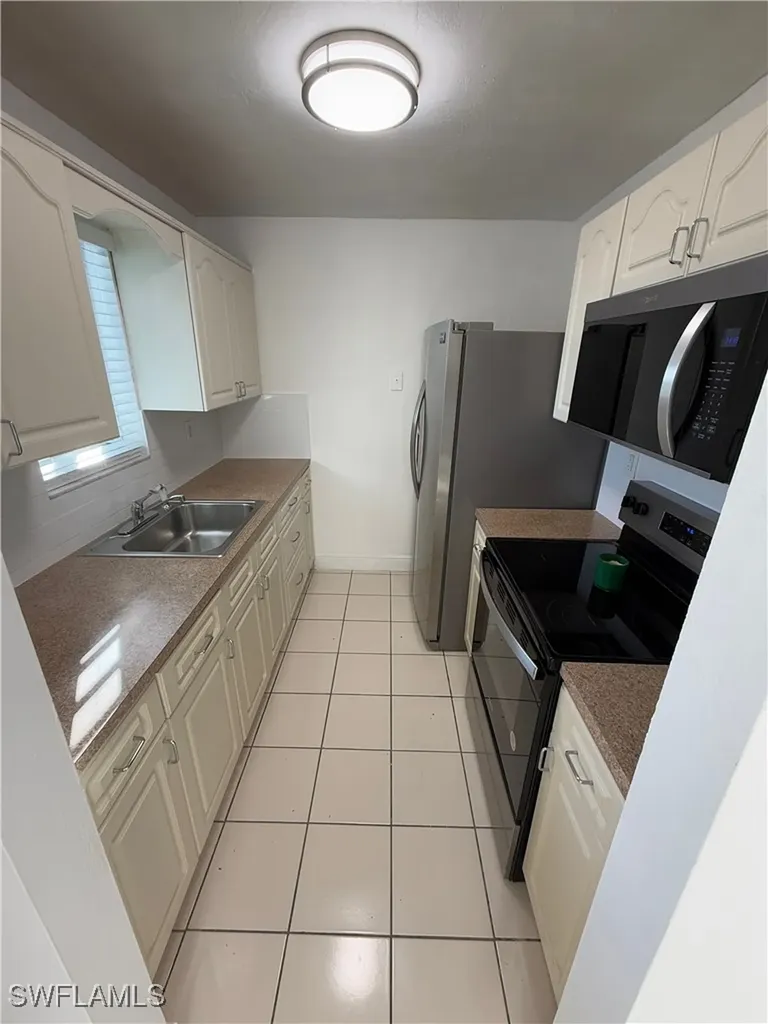 7105 W 13th Avenue Hialeah FL 33014