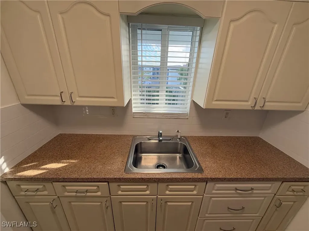 7105 W 13th Avenue Hialeah FL 33014